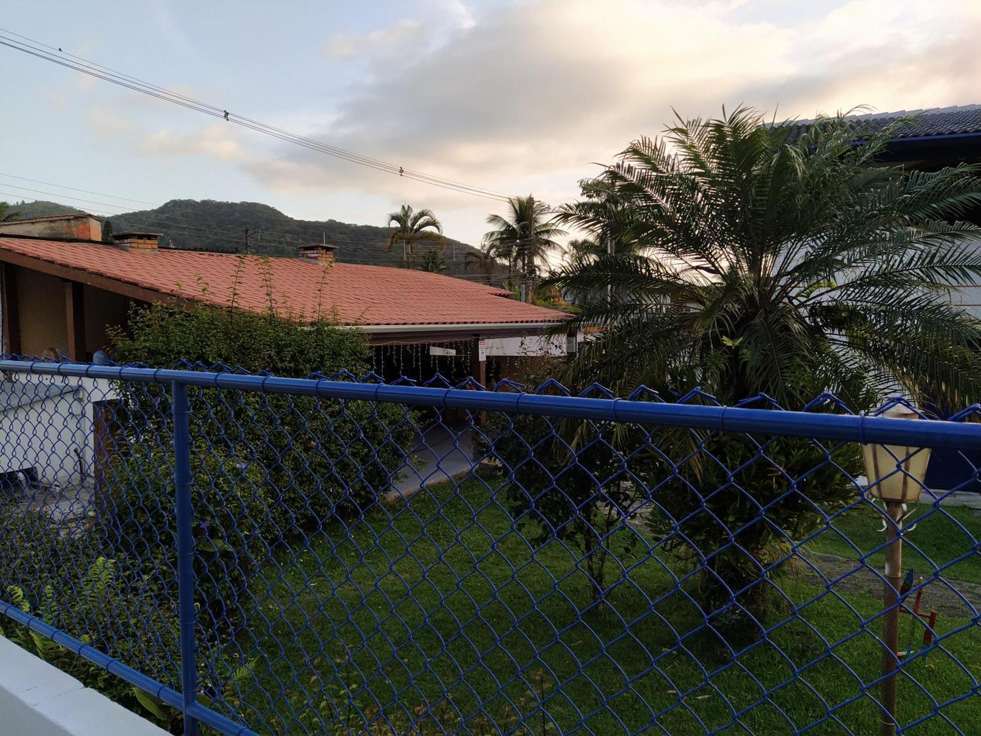 Condominio Encantador Com Piscina Убатуба Екстериор снимка